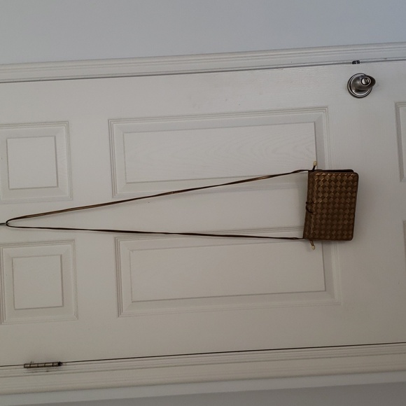 Bottega Veneta Intrecciato Metallic Gold Color Sling Bag - Picture 4 of 15